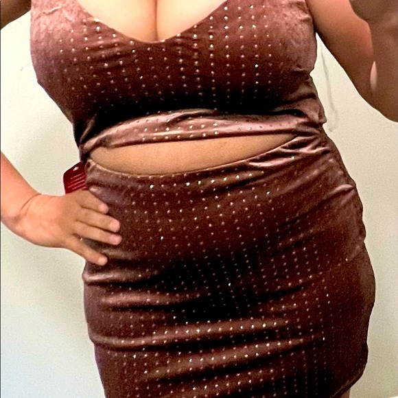 Velvet Party dress - Picture 2 of 5